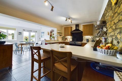 6 Bridge Road, Illogan, Redruth, TR16 4SA