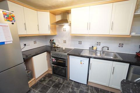 2 bedroom apartment for sale, Windsor Drive, High Wycombe HP13