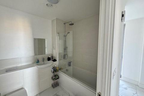 Flat 1, 7 Brooklands Square, Brooklands, Milton Keynes, MK10 7NG