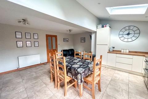 19 Hyatt Place, Shepton Mallet, BA4 5XY
