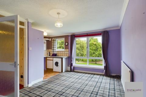 1 bedroom flat to rent, Delves Court, Lanark