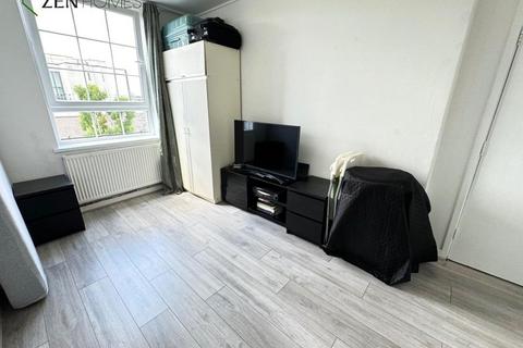 1 bedroom flat for sale, Homerton High Street, London E9