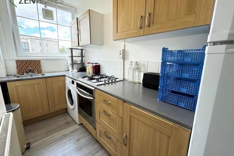 1 bedroom flat for sale, Homerton High Street, London E9