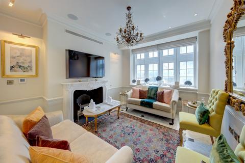 3 bedroom apartment for sale, Knightsbridge, London, SW1X