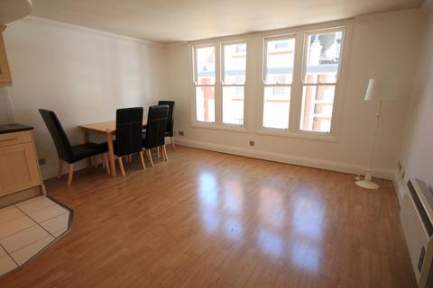 1 bedroom apartment to rent, Franklyn House, Reading RG1