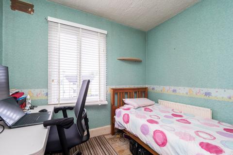 255 Gander Green Lane, Sutton, SM1 2HD