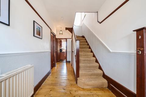 19 Abbotts Road, Mitcham, CR4 1JS