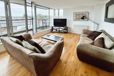 3 bedroom penthouse for sale, Wilmslow Road, Greater Manchester M20