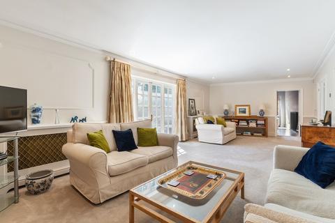 3 bedroom detached house for sale, Hassobury, Bishop's Stortford CM23