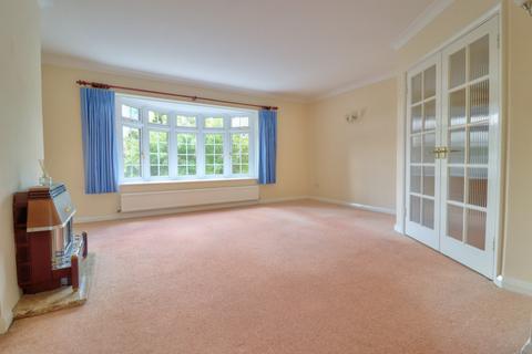 2 bedroom apartment to rent, Eskdale Lodge, Amersham HP6