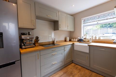 5 High Meadow, Bury, Huntingdon, PE26 2LD