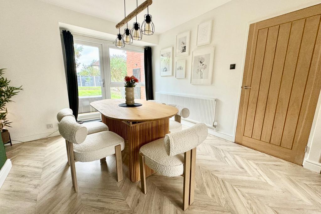 Living/Dining Room