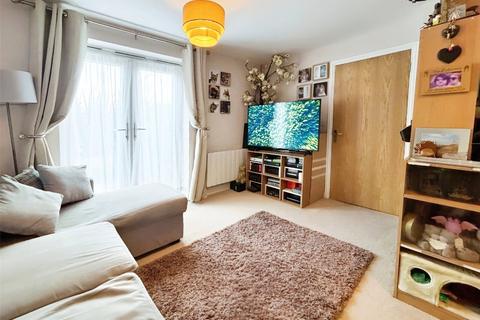 2 bedroom flat for sale, Realmwood Close, Kent CT1