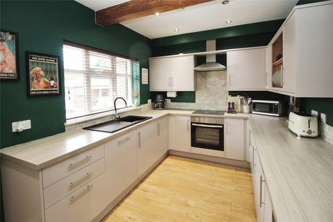 2 Sour Lane, Fishlake, Doncaster, DN7 5JX