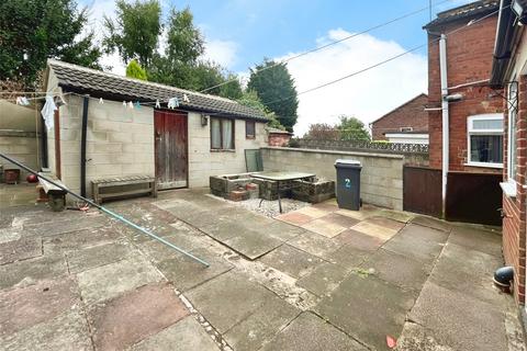 2 bedroom terraced house to rent, Thorpe Street, Derbyshire DE7