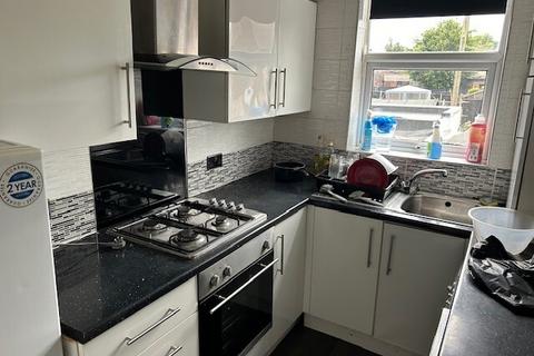 2 bedroom apartment for sale, Chorley Road, Swinton, Manchester, Greater Manchester, M27 9LQ