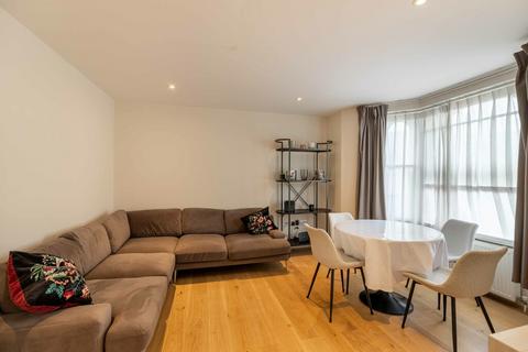 1 bedroom apartment to rent, Hillbrook House, Fulham, SW6