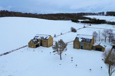 6 bedroom detached house for sale, Wakefield Road, Lepton, Huddersfield, HD8 0LY