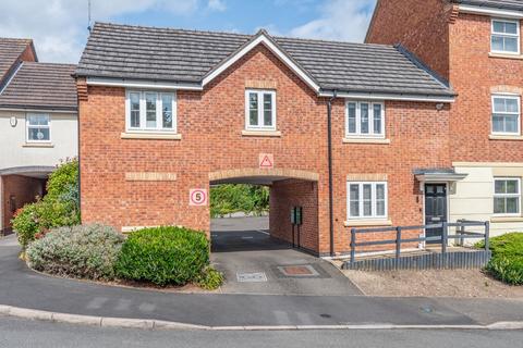 3 bedroom terraced house for sale, Pitchcombe Close, Redditch, Worcestershire, B98