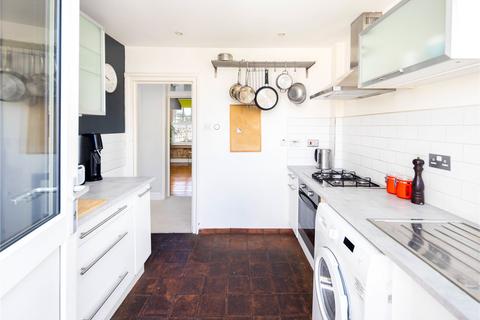15 Coburg Dwellings, London, E1 0DZ