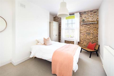 2 bedroom flat for sale, Coburg Dwellings, Hardinge Street, London, E1