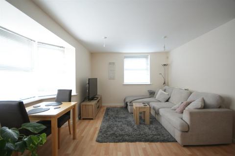 2 bedroom flat to rent, Greenfinch Crescent, Witham St. Hughs