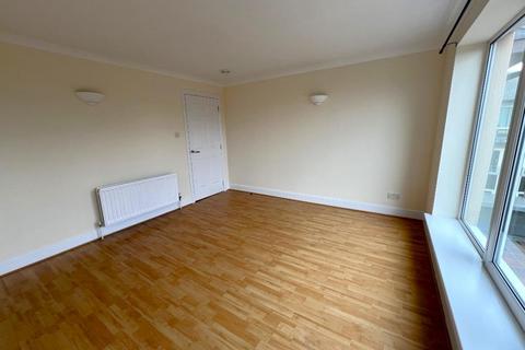 2 bedroom flat to rent, Ann Terrace, Meadowbank, Edinburgh, EH8