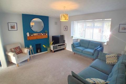 3 bedroom detached house for sale, Wallingford Avenue, Nuneaton