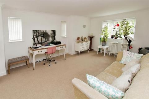 29 Hustlings Drive, Eastchurch, Sheerness, ME12 4JX