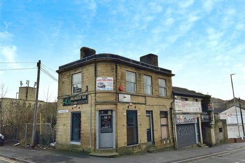 Shop to rent, Chapel Hill, Huddersfield, HD1