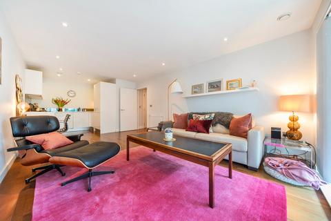1 bedroom apartment for sale, Wharf Street, London, SE8