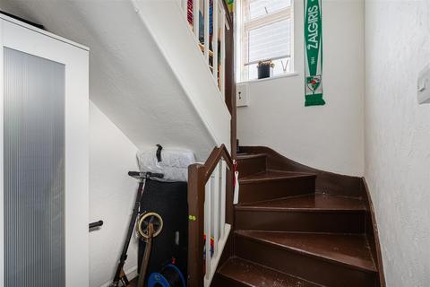 10 Cherry Gardens, Dagenham, RM9 5BL