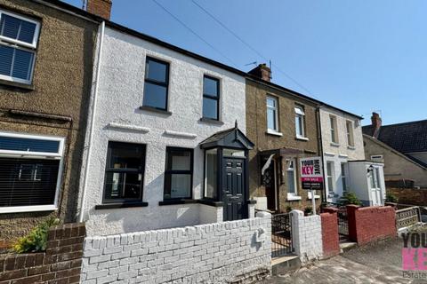 3 bedroom terraced house for sale, Kent Road, Cheriton, Folkestone, CT19 4NT