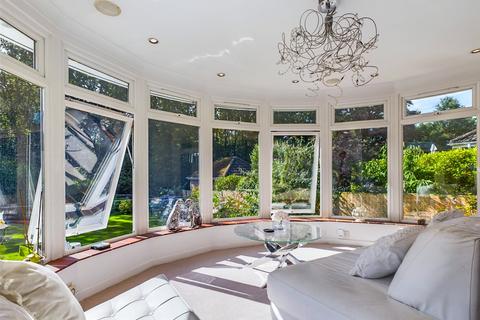 undefined, Elphinstone Road, Highcliffe, Christchurch, Dorset, BH23