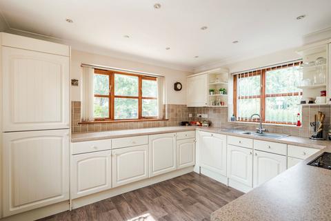 3 bedroom detached house for sale, Old Yarmouth Road, Sutton