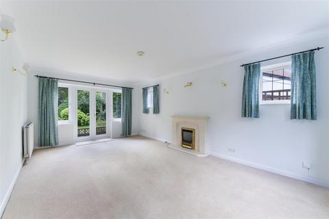 5 bedroom detached house for sale, Longdown Lane North, Epsom