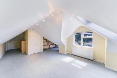 7a Longdown Lane North, Epsom, KT17 3HY