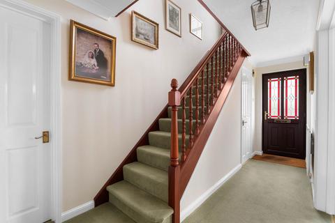 10 Balmoral Close, Fernhill Heath, Worcester, WR3 7XQ