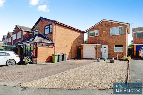 3 bedroom detached house for sale, The Coppice, Weddington, Nuneaton