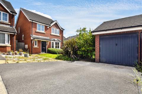 4 bedroom detached house for sale, Westerton Court, Tingley, Wakefield, West Yorkshire