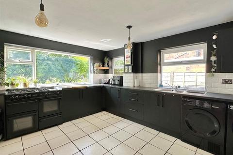 3 bedroom semi-detached house for sale, Buxton Road, Disley, Stockport