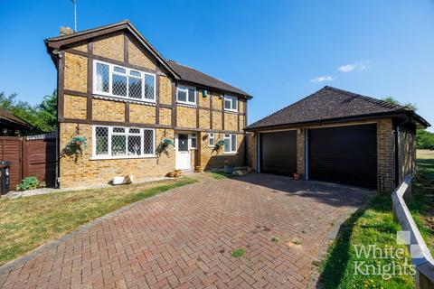 4 bedroom detached house for sale, Swanmore Close, Reading RG6