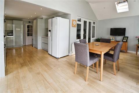 36 Middle Road, North Baddesley, Southampton, SO52 9JE