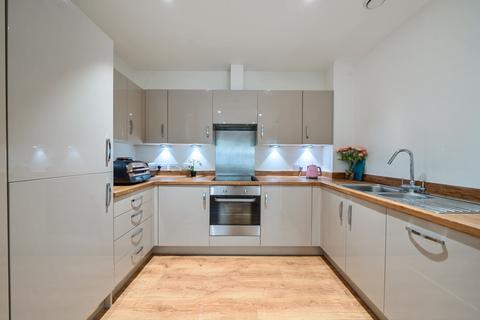 1 bedroom flat for sale, Bessemer Place, Greenwich Peninsula, SE10