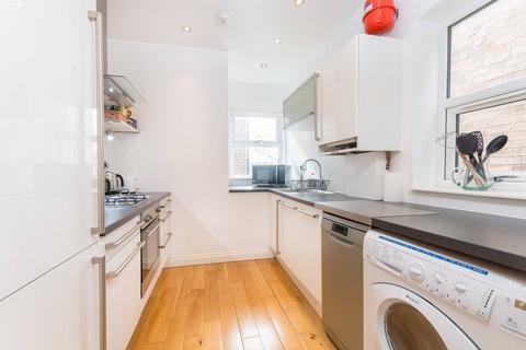 2 bedroom maisonette to rent, Graham Road, Chiswick, London, W4