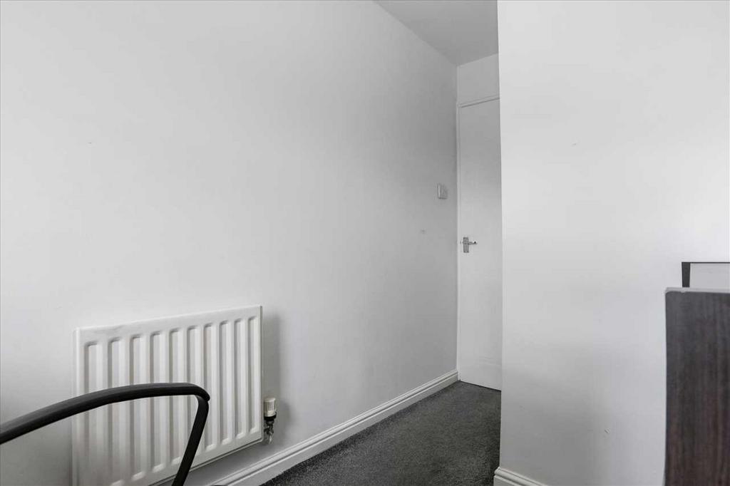 Bedroom Three (2)
