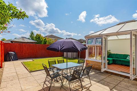 2 Eddystone Close, Cardiff, CF11 8EB