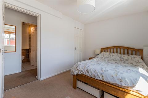 2 Eddystone Close, Cardiff, CF11 8EB