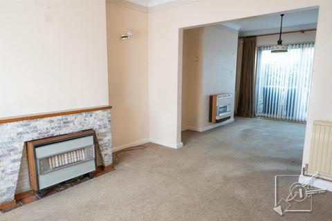 44 Thong Lane, Gravesend, DA12 4LD