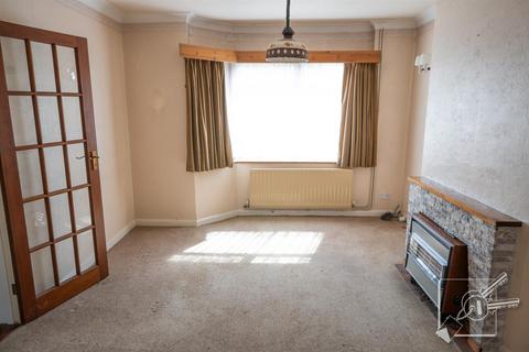 44 Thong Lane, Gravesend, DA12 4LD